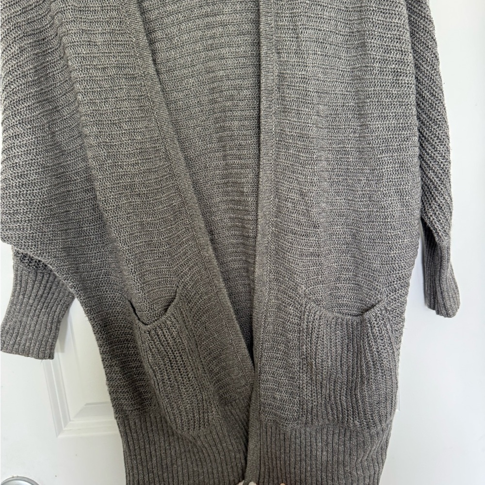American Eagle Outfitters Gray Women's Cardigan - Picture 3 of 5